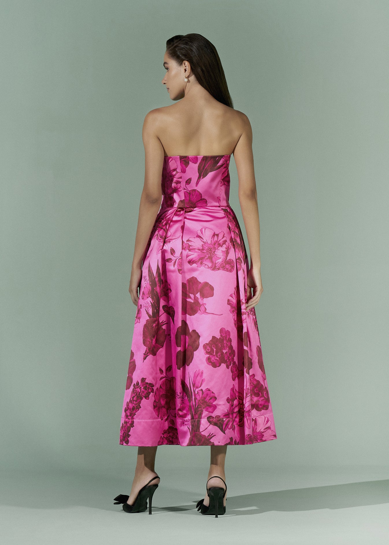 Strapless dress with Bow