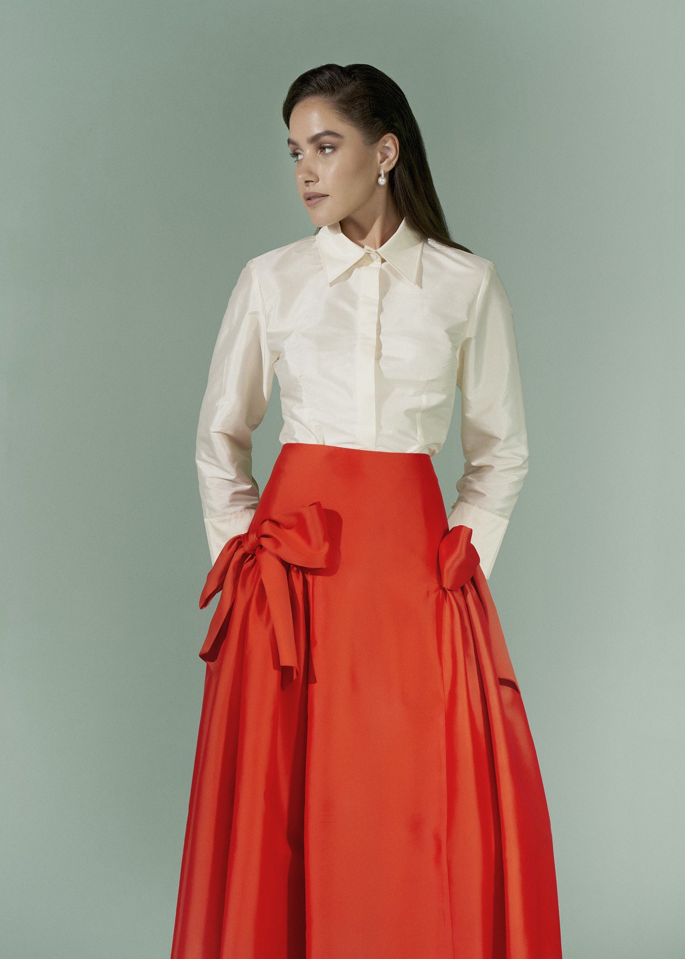 Midi skirt with Bow detailing