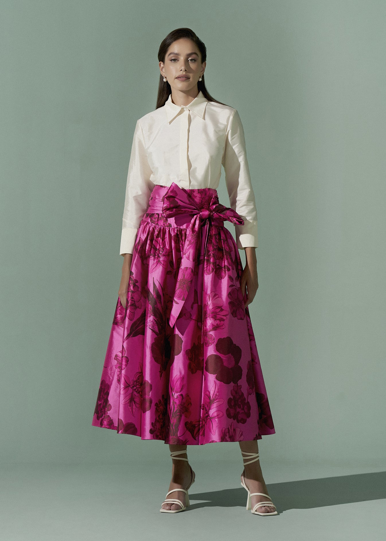 Midi skirt with Bow detailing
