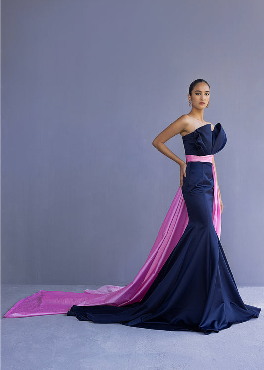 Trail Gown With Bow