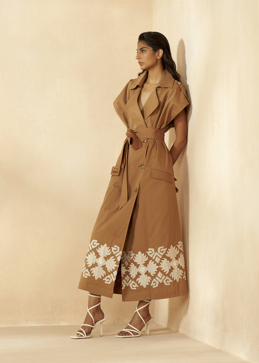 Sleeveless Trench With Applique Work
