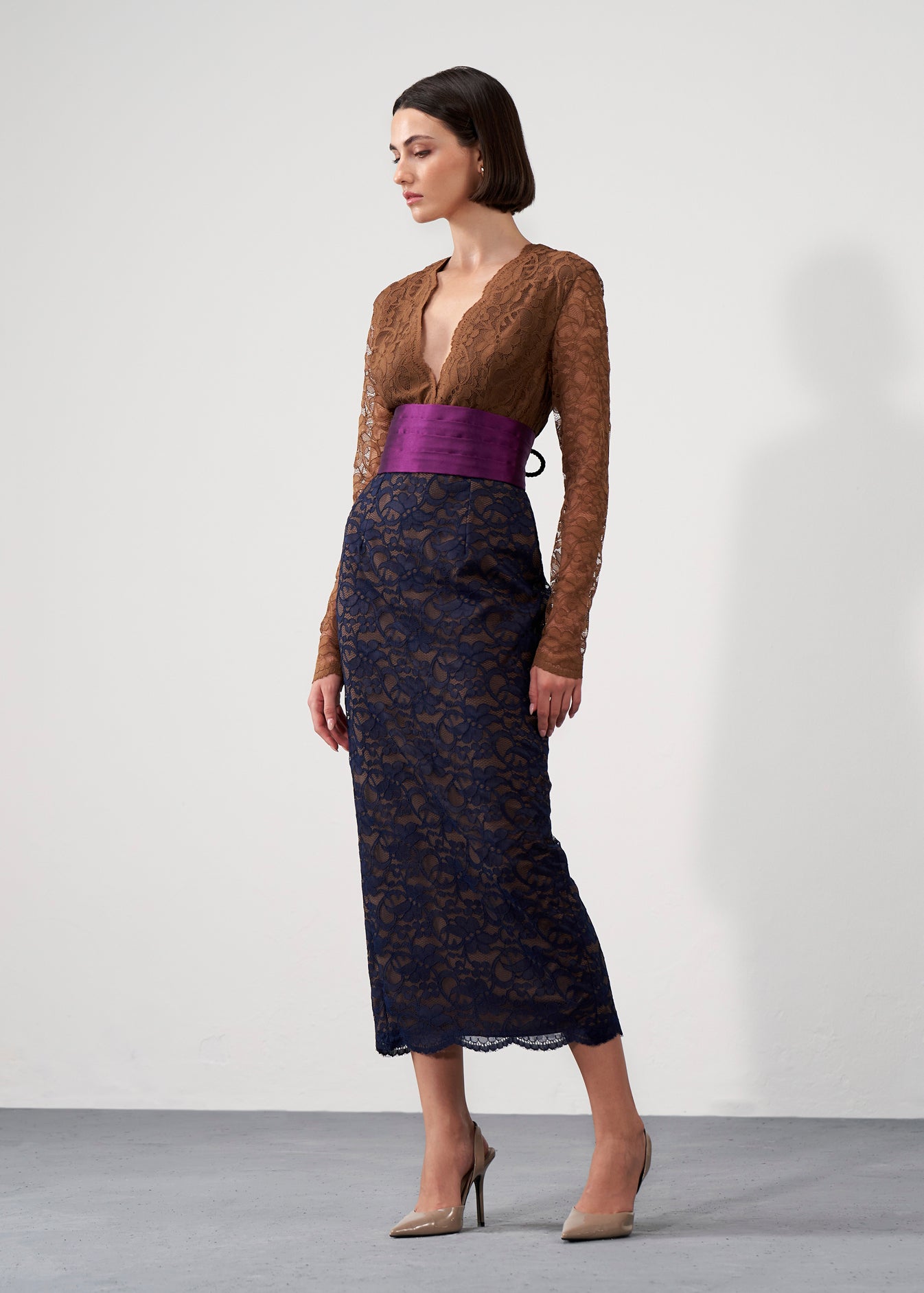 Lace colour blocking dress